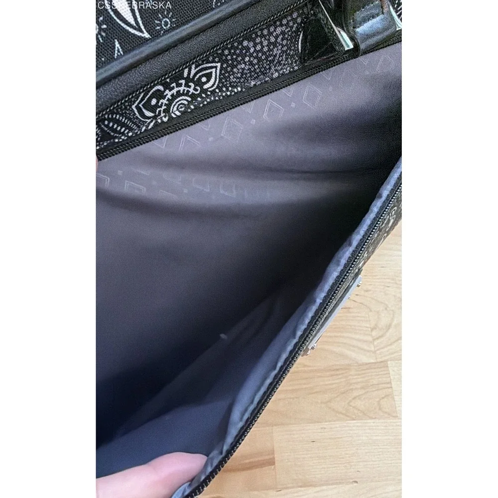 Vera Bradley Black White Paisley Wheeled Rolling Duffel Underseat Bag TSA Lock